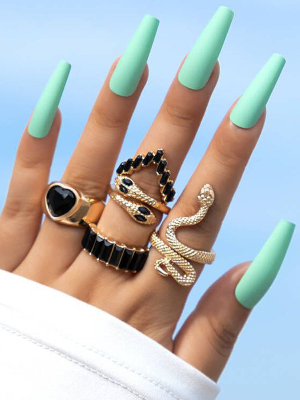 Ring Multi-Piece Set Snake and Heart Jewels