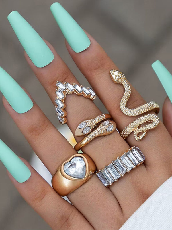 Ring Multi-Piece Set Snake and Heart Jewels